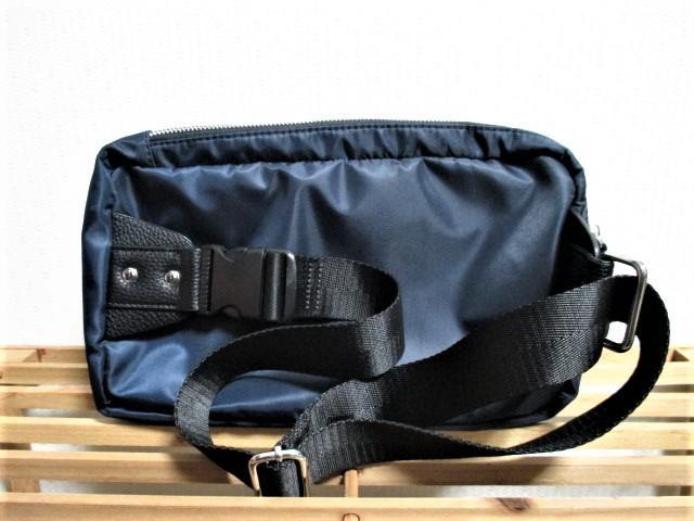 ☆ZARA ザラ ボディバッグ/ウエストバッグ/メンズ/ネイビー☆新品 < ブランド ☆ZARA ザラ ボディバッグ/ウエストバッグ/メンズ/ネイビー☆新品 < ブランドの