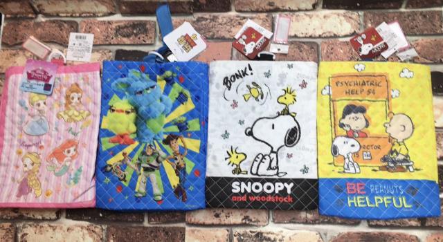 人気キャラジュニアキルトシューズバッグ(4柄から)1個 < キッズ/ベビー  人気キャラジュニアキルトシューズバッグ(4柄から)1個  < キッズ/ベビーの