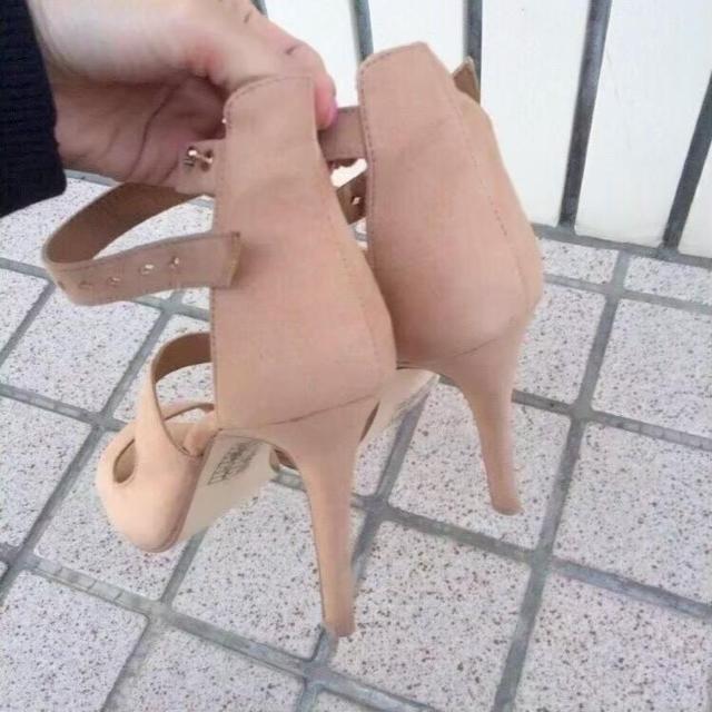 ◆FOREVER21/フォーエバー21◆ピンヒールサンダル★フェイクスエード生地*ベージュ6♪ < 女性ファッション ◆FOREVER21/フォーエバー21◆ピンヒールサンダル★フェイクスエード生地*ベージュ6♪ < 女性ファッションの