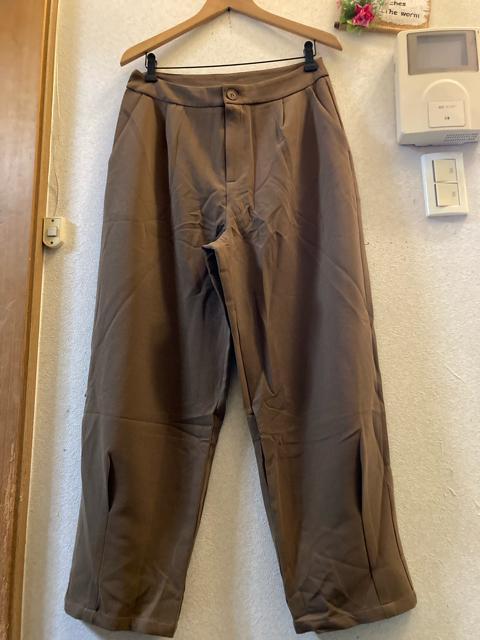 L未使用SHEINからしテーパードパンツ < 女性ファッション L未使用SHEINからしテーパードパンツ < 女性ファッションの