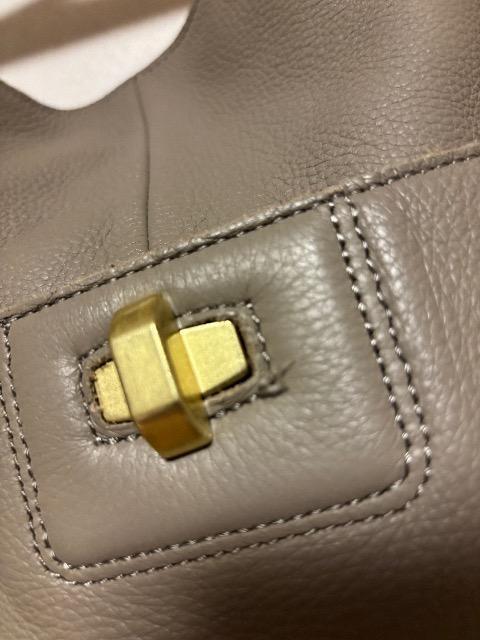 Beaure ビュレ 2 WAY ショルダーバッグ グレージュ 本革 < 女性ファッション Beaure ビュレ 2 WAY ショルダーバッグ グレージュ 本革 < 女性ファッションの