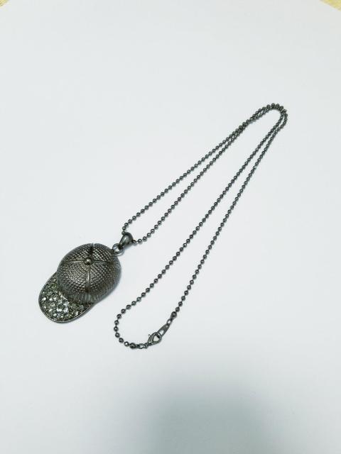 (113)CONFIRM ILL'S キャップ 帽子 メタルブラック ラインストーン ロングネックレス < 男性アクセサリー/時計  (113)CONFIRM ILL'S キャップ 帽子 メタルブラック ラインストーン ロングネックレス  < 男性アクセサリー/時計の