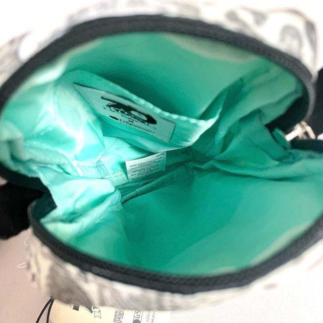 ★新品未使用★LeSportsac レスポートサック ショルダーバッグ スヌーピー ピーナッツバンダナパッチ 3505 送料無料 < 女性ファッション  ★新品未使用★LeSportsac レスポートサック ショルダーバッグ スヌーピー ピーナッツバンダナパッチ 3505 送料無料 < 女性ファッションの