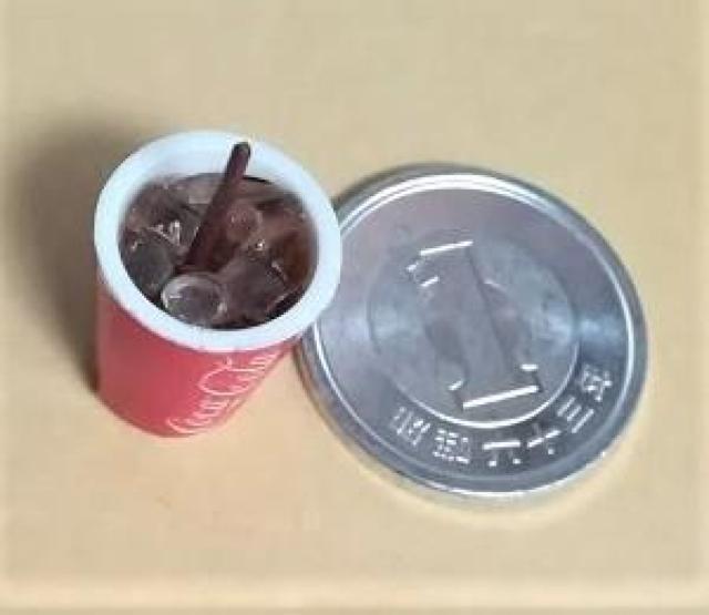 ミニチュア★コカ・コーラ★紙コップ★ドールハウスに★ < おもちゃ ミニチュア★コカ・コーラ★紙コップ★ドールハウスに★ < おもちゃの