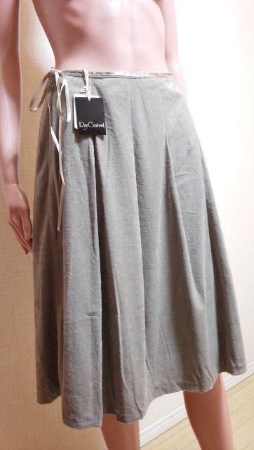 新品タグ付☆Ray Cantrel☆ふんわりベロアのスカートB47☆3点で即落 < 女性ファッション  新品タグ付☆Ray Cantrel☆ふんわりベロアのスカートB47☆3点で即落  < 女性ファッションの