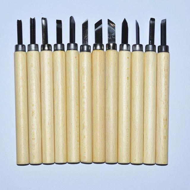 【新品未使用】彫刻刀 12本セット ツール 直ぐに使える < ホビー  【新品未使用】彫刻刀 12本セット ツール 直ぐに使える < ホビーの