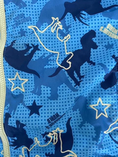 しまむら☆シャカシャカ☆薄手☆ジャンパー☆恐竜柄☆110cm < キッズ/ベビー  しまむら☆シャカシャカ☆薄手☆ジャンパー☆恐竜柄☆110cm < キッズ/ベビーの