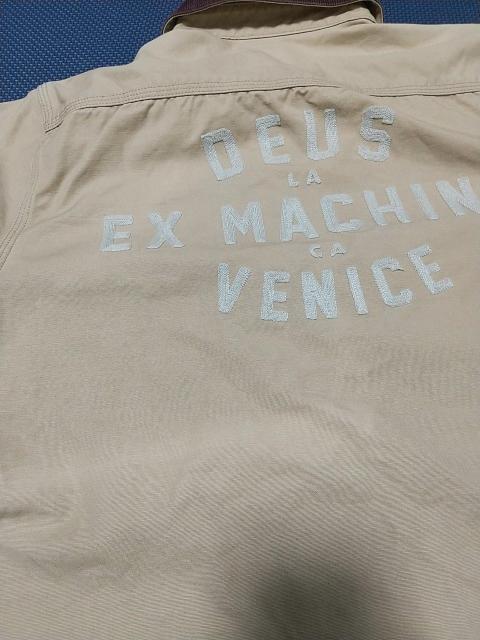 Deus Ex Machina ロゴ 刺繍 コーデュロイ 切り替え ワークジャケット Sサイズ ベージュ デウスエクスマキナ 中古 < 男性ファッション  Deus Ex Machina ロゴ 刺繍 コーデュロイ 切り替え ワークジャケット Sサイズ ベージュ デウスエクスマキナ 中古 < 男性ファッションの
