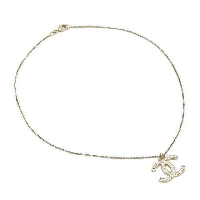 ◆ 本物 新品同様 ◆ CHANEL シャネル ネックレス マットゴールド ココマーク ラインストーン 保存袋 人気 A41302 < ブランド  ◆ 本物 新品同様 ◆ CHANEL シャネル ネックレス マットゴールド ココマーク ラインストーン 保存袋 人気 A41302 < ブランドの