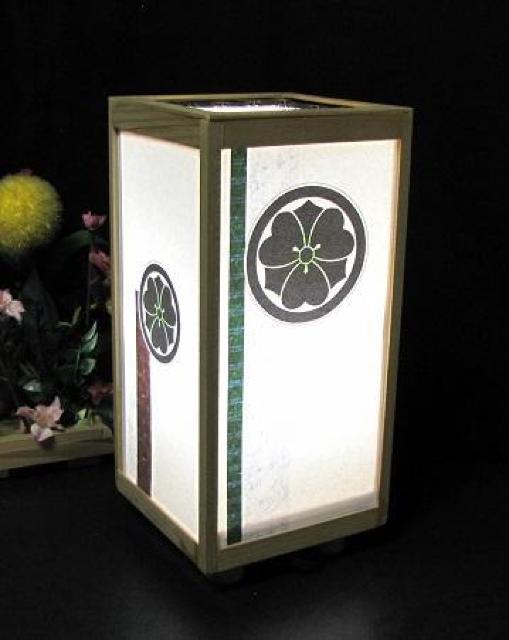 家紋の宿り木=「丸に剣片喰」/至福の明り・心温まるひととき/LED・桧枠造・フイルム加工・軽量/ < 家電/AV  家紋の宿り木=「丸に剣片喰」/至福の明り・心温まるひととき/LED・桧枠造・フイルム加工・軽量/ < 家電/AVの