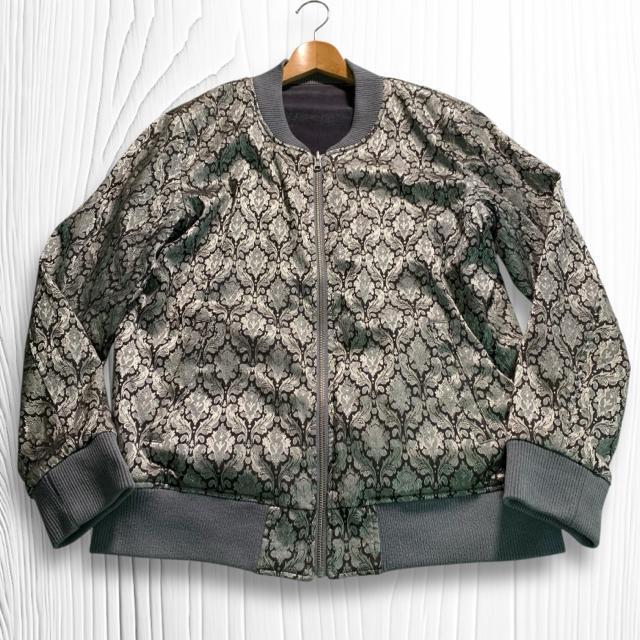 NO ID. リバーシブル ダマスク柄 スタジャン ジャンパー ベロア 刺繍 Lサイズ ブルゾン アウター ジャケット < 男性ファッション  NO ID. リバーシブル ダマスク柄 スタジャン ジャンパー ベロア 刺繍 Lサイズ ブルゾン アウター ジャケット < 男性ファッションの