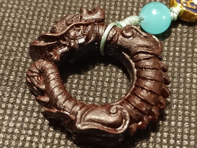 檀木龍神守り。ストラップです。一点物と「お知らせ」☆☆ < 女性アクセサリー/時計 檀木龍神守り。ストラップです。一点物と「お知らせ」☆☆ < 女性アクセサリー/時計の