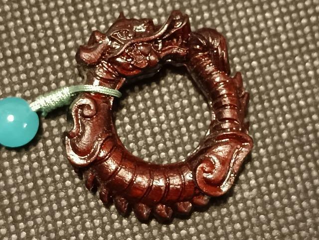 檀木龍神守り。ストラップです。一点物と「お知らせ」☆☆ < 女性アクセサリー/時計 檀木龍神守り。ストラップです。一点物と「お知らせ」☆☆ < 女性アクセサリー/時計の