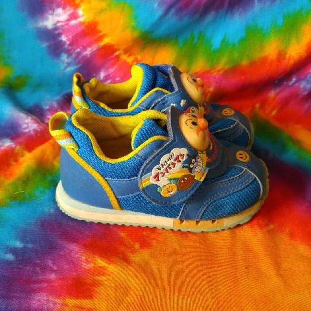 立体アンパンマンが激カワッ(*´艸`)スニーカー□15cm□ < キッズ/ベビー  立体アンパンマンが激カワッ(*´艸`)スニーカー□15cm□ < キッズ/ベビーの