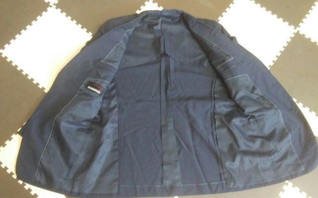 AB7 紺 ブレザー 美品 JAMBOREE < 男性ファッション AB7 紺 ブレザー 美品 JAMBOREE < 男性ファッションの