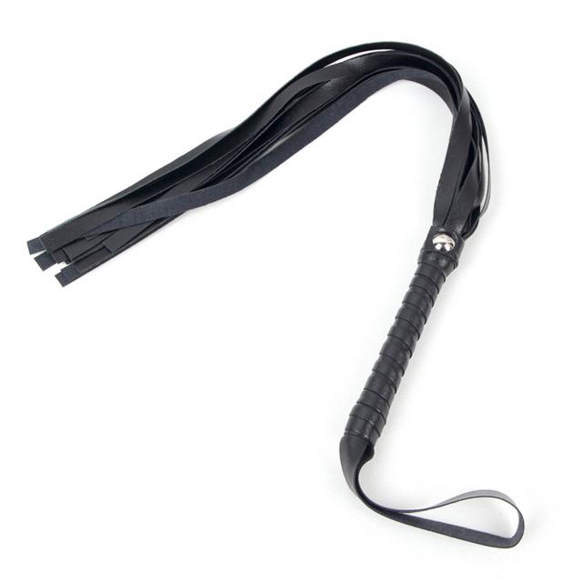 フェイクレザー バラ鞭 柔らかめ ナインテイル ウィップ 黒 < 女性ファッション フェイクレザー バラ鞭 柔らかめ ナインテイル ウィップ 黒 < 女性ファッションの