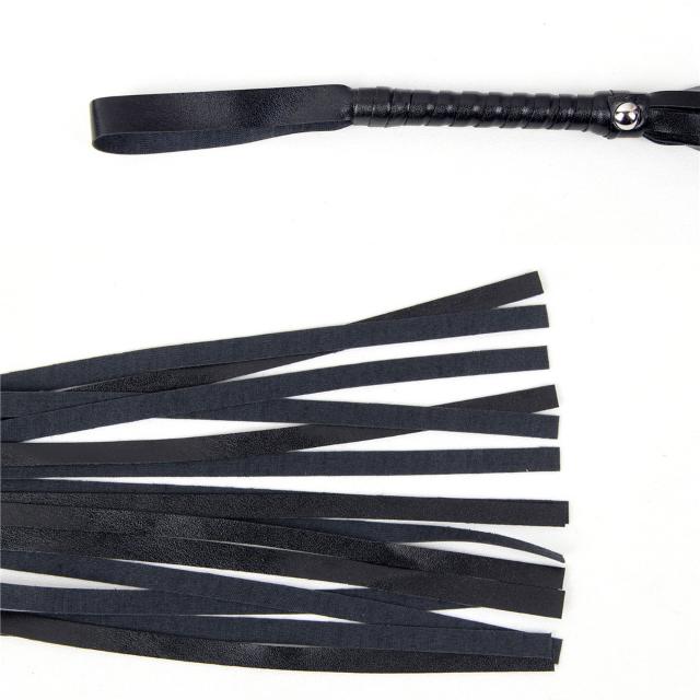 フェイクレザー バラ鞭 柔らかめ ナインテイル ウィップ 黒 < 女性ファッション フェイクレザー バラ鞭 柔らかめ ナインテイル ウィップ 黒 < 女性ファッションの