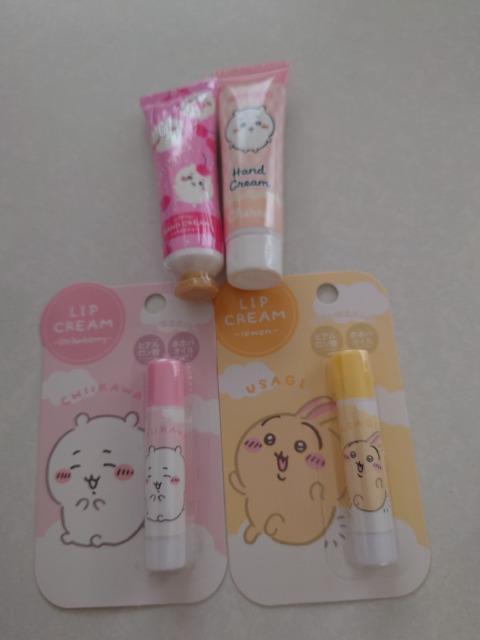 ちいかわリップ&ハンドクリーム < 香水/コスメ/ネイル  ちいかわリップ&ハンドクリーム  < 香水/コスメ/ネイルの