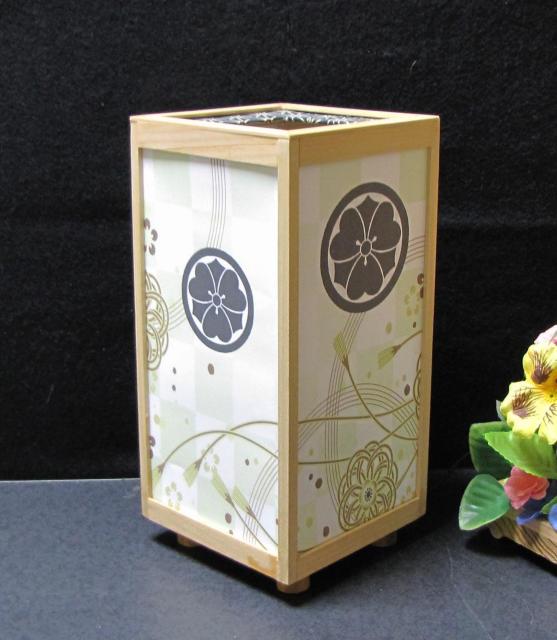 ★家紋の宿り木=「丸に剣片喰」(家紋変更可)/至福の明り・温もりのひととき/LED・檜枠造・フイルム加工・軽量/ < 家電/AV  ★家紋の宿り木=「丸に剣片喰」(家紋変更可)/至福の明り・温もりのひととき/LED・檜枠造・フイルム加工・軽量/ < 家電/AVの