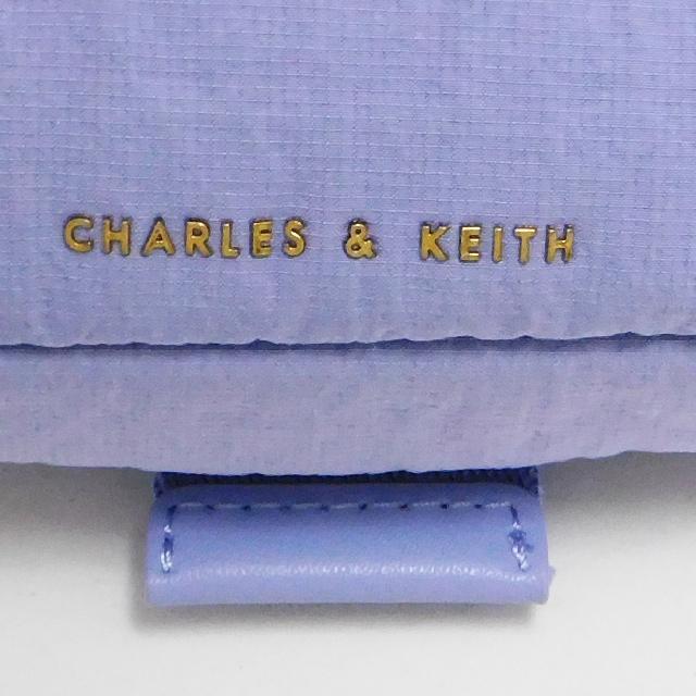 1000円美品 CHARLES & KEITH チャールズ&キース ミニショルダーバッグ スマホショルダーバッグ 薄紫系 < ブランド 1000円美品 CHARLES & KEITH チャールズ&キース ミニショルダーバッグ スマホショルダーバッグ 薄紫系 < ブランドの