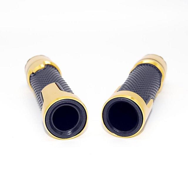 バイク メタルラバー ハンドルグリップ ゴールド アルミ カスタム 左右セット 原付 オートバイ 大型バイク 汎用 グリップ 金 < 自動車/バイク バイク メタルラバー ハンドルグリップ ゴールド アルミ カスタム 左右セット 原付 オートバイ 大型バイク 汎用 グリップ 金 < 自動車/バイク