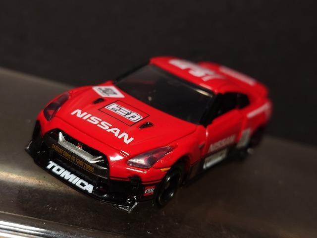 ★トミカ50周年記念仕様designed by NISSAN★日産GT-R★ < ホビー ★トミカ50周年記念仕様designed by NISSAN★日産GT-R★ < ホビーの