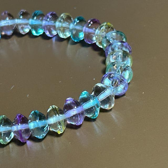 フローライト ボタンカット レディース ブレスレット パワーストーン フローライト 天然石 ブレス 内径約14.5cm < 女性アクセサリー/時計 フローライト ボタンカット レディース ブレスレット パワーストーン フローライト 天然石 ブレス 内径約14.5cm < 女性アクセサリー/時計の