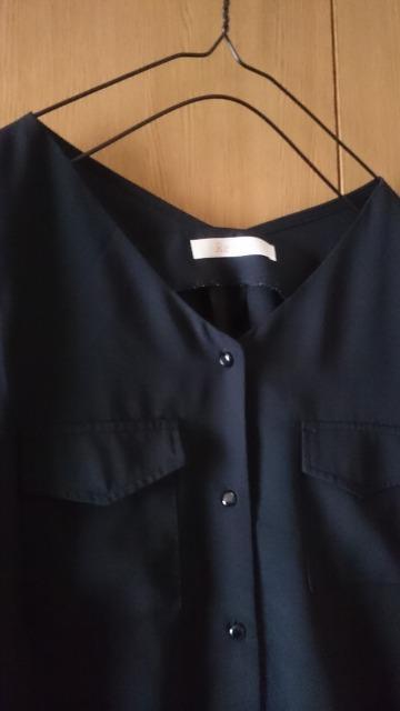 Rewde ルゥデ☆ゆったり半袖ブラウス★両Vネック☆バックタック★ブラック☆ < 女性ファッション Rewde ルゥデ☆ゆったり半袖ブラウス★両Vネック☆バックタック★ブラック☆ < 女性ファッションの