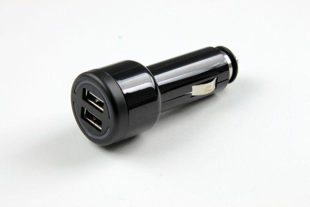 iPhone�AiPad��USB�_�u���\�P�b�g�`���[�W���[ �� ������/�o�C�N