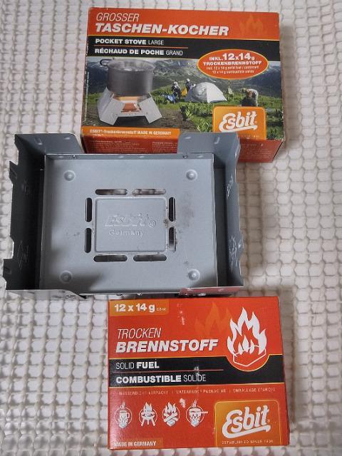 @未使用難あり エスビットポケットストーブラージ 固形燃料付 < レジャー/スポーツ  @未使用難あり エスビットポケットストーブラージ 固形燃料付  < レジャー/スポーツの