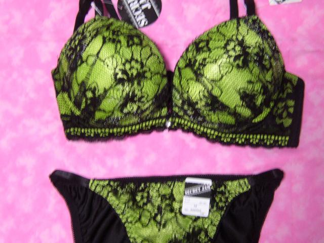 黒レース使い光沢グリーンD70Mワイヤー入り < 女性ファッション  黒レース使い光沢グリーンD70Mワイヤー入り < 女性ファッションの