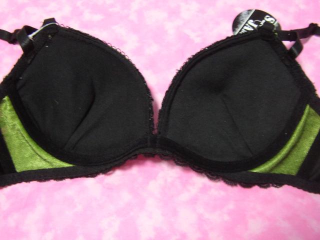 黒レース使い光沢グリーンD70Mワイヤー入り < 女性ファッション  黒レース使い光沢グリーンD70Mワイヤー入り < 女性ファッションの