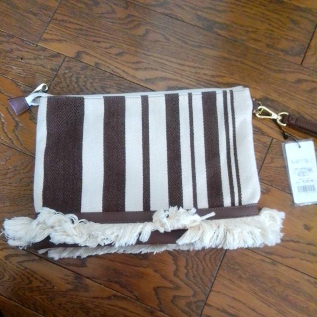 新品 MOUSSY 定価7400+税 クラッチバッグ < 女性ファッション 新品 MOUSSY 定価7400+税 クラッチバッグ < 女性ファッションの