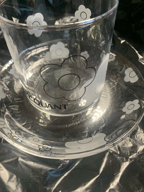 【MARY QUANT】フラワー柄 ガラスキャニスター&ソーサー 蓋ありません 送料無料 < インテリア/ライフ 【MARY QUANT】フラワー柄 ガラスキャニスター&ソーサー 蓋ありません 送料無料 < インテリア/ライフの