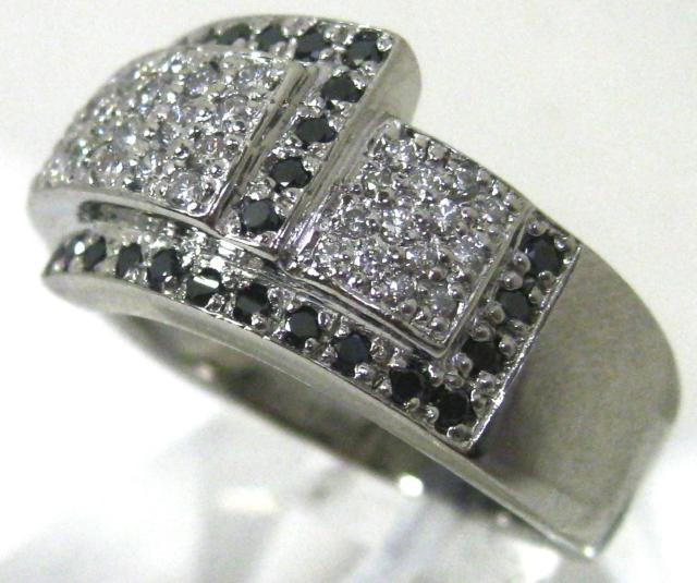 極美品Pt1000純プラチナ男女兼用ブラック&ホワイト パヴェダイヤ0.80ct < 女性アクセサリー/時計 極美品Pt1000純プラチナ男女兼用ブラック&ホワイト パヴェダイヤ0.80ct < 女性アクセサリー/時計の