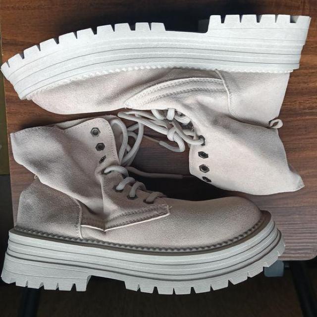 新品 23.5cm レディース ブーツ グレー 厚底 シューズ ショートブーツ < 女性ファッション 新品 23.5cm レディース ブーツ グレー 厚底 シューズ ショートブーツ < 女性ファッションの