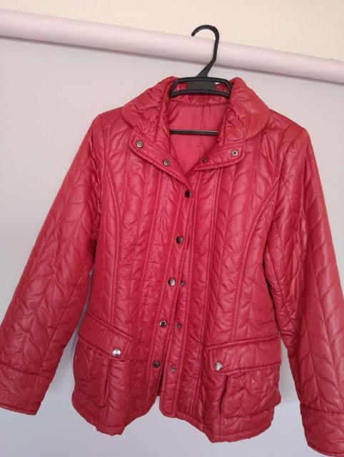 chara レディース キルティングジャケット 赤 Lサイズ 中綿入り アウター 秋冬 < 女性ファッション chara レディース キルティングジャケット 赤 Lサイズ 中綿入り アウター 秋冬 < 女性ファッションの