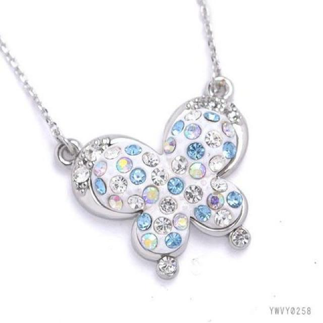 ★ストーンたっぷりのドットストーンネックレス・バタフライ < 女性アクセサリー/時計  ★ストーンたっぷりのドットストーンネックレス・バタフライ < 女性アクセサリー/時計の