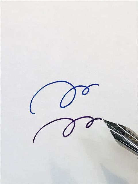 ムーミンMOOMIN×日経WOMANオリジナルリトルミイ万年筆/日経ウーマン2021年11月号付録 < インテリア/ライフ  ムーミンMOOMIN×日経WOMANオリジナルリトルミイ万年筆/日経ウーマン2021年11月号付録 < インテリア/ライフの