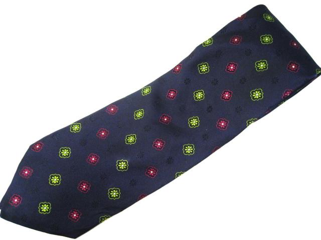 極美品イタリー製プラダPRADAネクタイ細かい刺繍の編み込み シルク100% b < ブランド  極美品イタリー製プラダPRADAネクタイ細かい刺繍の編み込み シルク100% b  < ブランドの