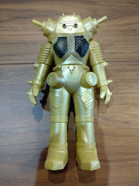 �L���O�W���[  �� �z�r�[�� 