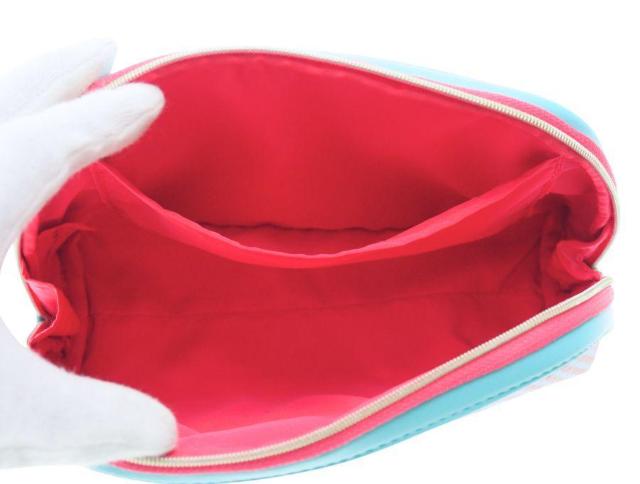 ブルガリ ノベルティ ラウンド型ポーチ ローズ ゴルデア ブロッサム BVLGARI PARFUMS【正規品】 < ブランド ブルガリ ノベルティ ラウンド型ポーチ ローズ ゴルデア ブロッサム BVLGARI PARFUMS【正規品】 < ブランドの