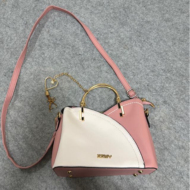 バック < 女性ファッション バック < 女性ファッションの