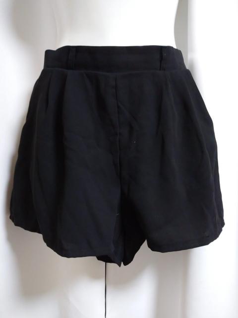 シフォン ブラック ショートパンツ < 女性ファッション  シフォン ブラック ショートパンツ  < 女性ファッションの