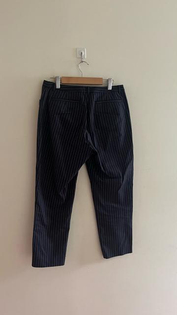 ナチュラルビューティーベーシック ストライプ クロップドパンツ ネイビー 紺 M < ブランド  ナチュラルビューティーベーシック ストライプ クロップドパンツ ネイビー 紺 M < ブランドの