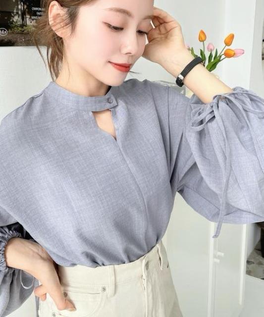 定価3,990円【新品】3weyバルーンスリーブブラウス●ブルー●前後着用●マルチウェイバルーンリボンブラウス 韓国ファッション < 女性ファッション  定価3,990円【新品】3weyバルーンスリーブブラウス●ブルー●前後着用●マルチウェイバルーンリボンブラウス 韓国ファッション < 女性ファッションの