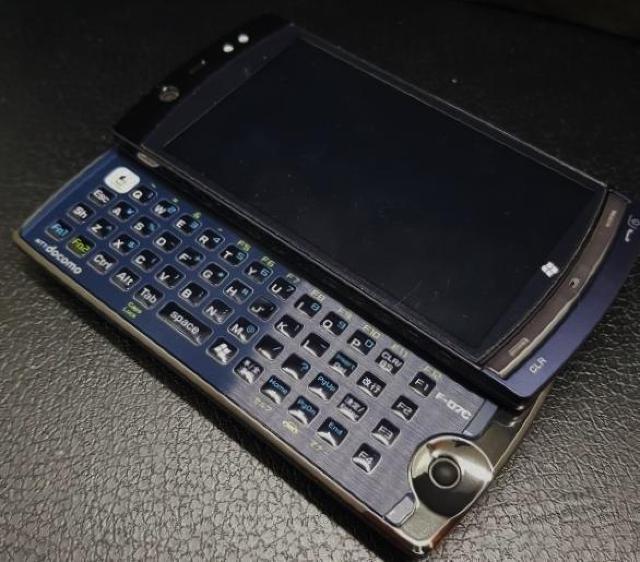 docomo F-07C Windows 7P[^C