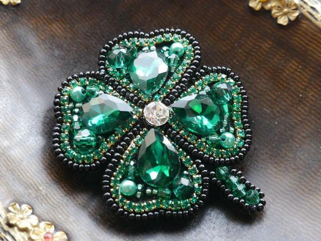 ViAeB[N炫Xg[K̎lt̃N[o[ u[`  ANZT[/v 