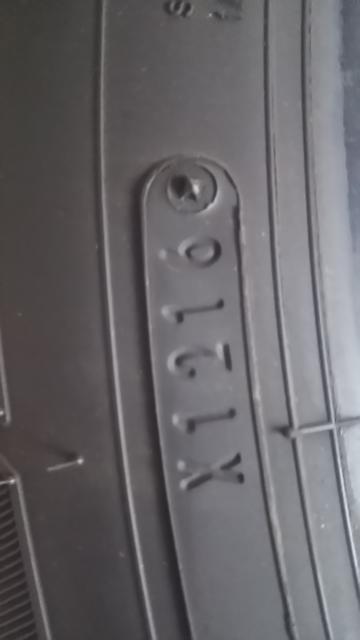 235/55/20_bv1{  /oCN