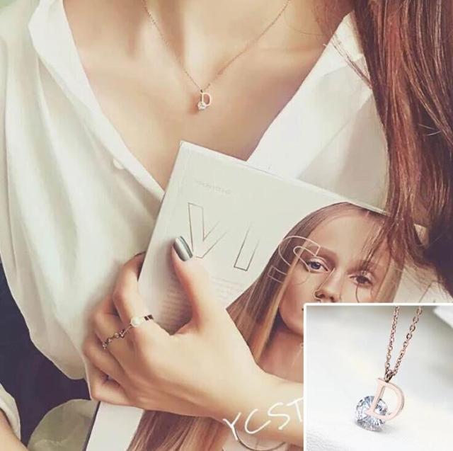 送料無料※高級感 ジルコニア D型 可愛い ジルコニア ネックレス 贈り物 レディース ピンクゴールド プレゼント 新品 < 女性アクセサリー/時計  送料無料※高級感 ジルコニア D型 可愛い ジルコニア ネックレス 贈り物 レディース ピンクゴールド プレゼント 新品 < 女性アクセサリー/時計の